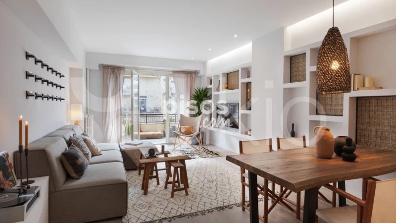 Piso en alquiler en Carrer del Comte d'Urgell, cerca de Carrer del Comte Borrell