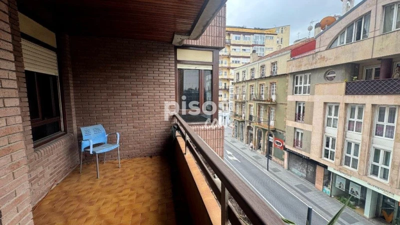 Piso en venta en Calle Julian Ceballos, 15, Centro (Torrelavega) de 220.000 €