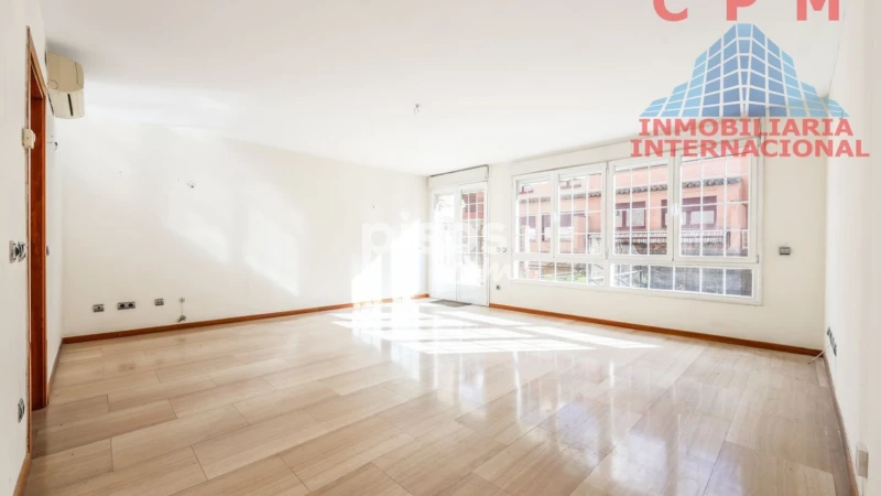 Casa adosada en alquiler en Salvador