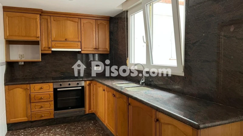 Fotografía del inmueble reportado: 750 €/mes — Valencia, Valencia