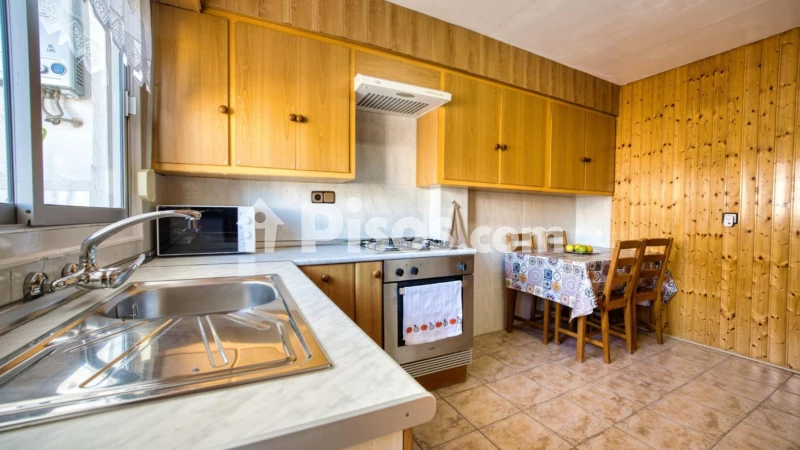 Piso – Orihuela, Obispo Rocamora