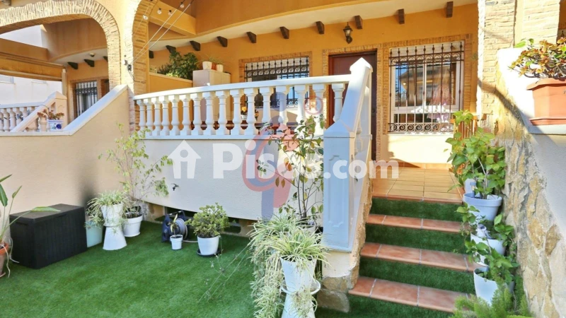 Casa – Guardamar del Segura, Urbanització Els Estanys