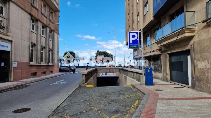 Garaje en venta en Avenida de Pedro Barrié de la Maza