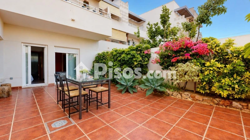 Fotografía del inmueble reportado: 950 €/mes — Almería, Almería