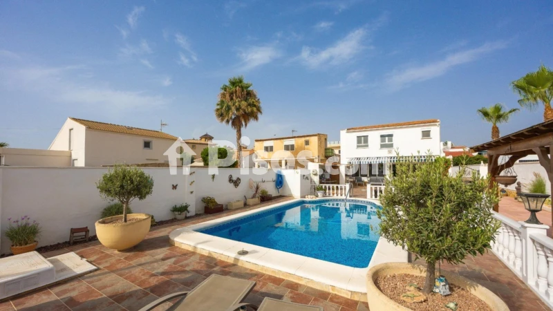 Casa – Orihuela, Urbanización Lomas de Don Juan, Villa Martín