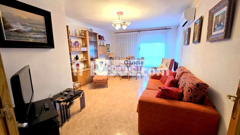 Fotografía del inmueble reportado: 650 €/mes — Valencia, Valencia
