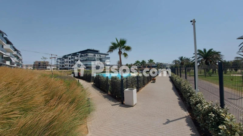 Fotografía del inmueble reportado: 650 €/mes — Almería, Almería