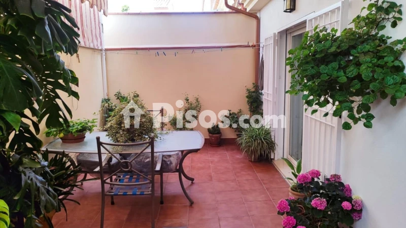 Fotografía del inmueble reportado: 1.200 €/mes — Granada, Granada