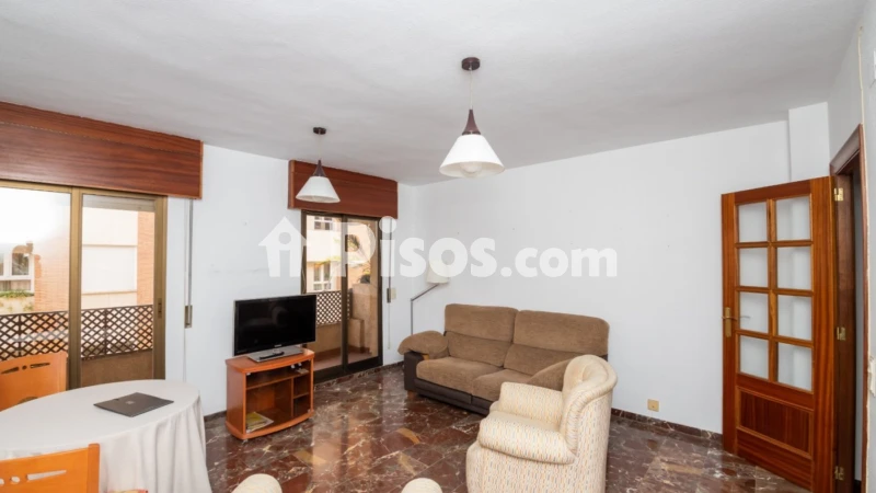 Fotografía del inmueble reportado: 750 €/mes — Granada, Granada