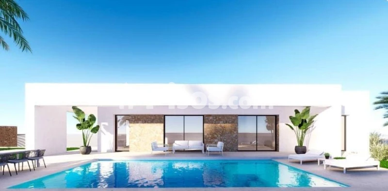 Chalet en venta en Nou Alacant