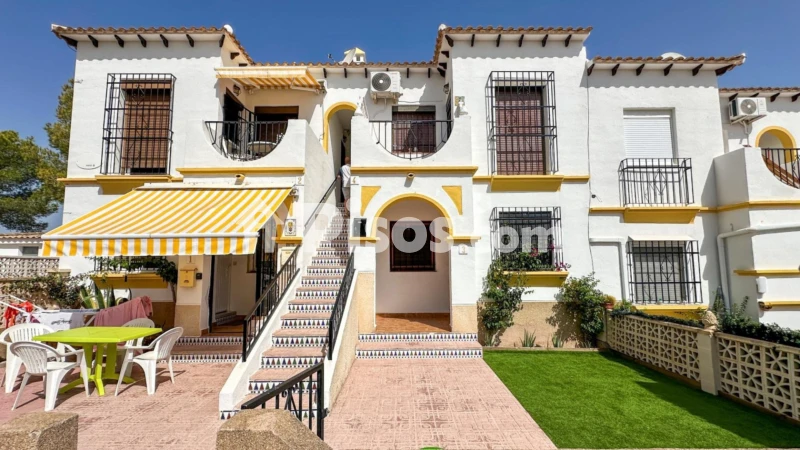 Casa – San Miguel de Salinas, Urbanización Las Filipinas