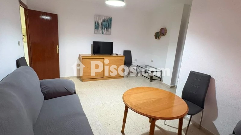 Fotografía del inmueble reportado: 800 €/mes — Granada, Granada