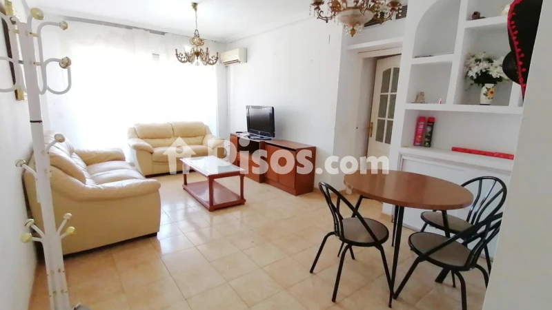 Fotografía del inmueble reportado: 800 €/mes — Cáceres, Cáceres