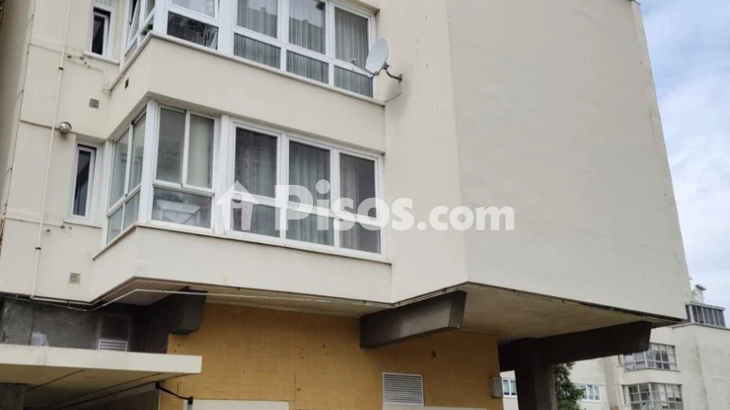 Piso – Ferrol, Caranza