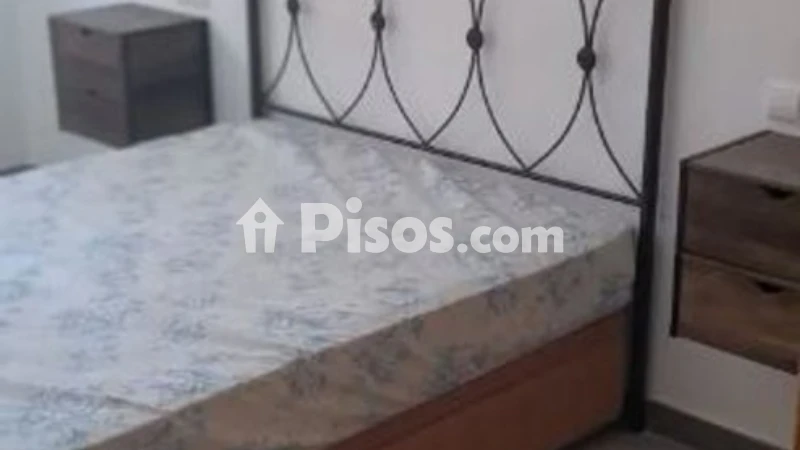 Fotografía del inmueble reportado: 1.000 €/mes — Valencia, Valencia
