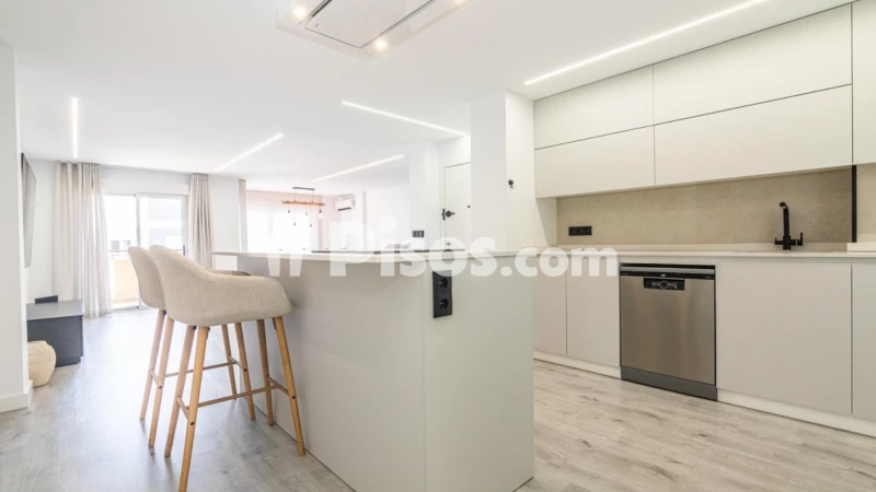Piso en venta en Carrer d'Antonio Machado, 86, cerca de Carrer Julio Sánchez Gómez