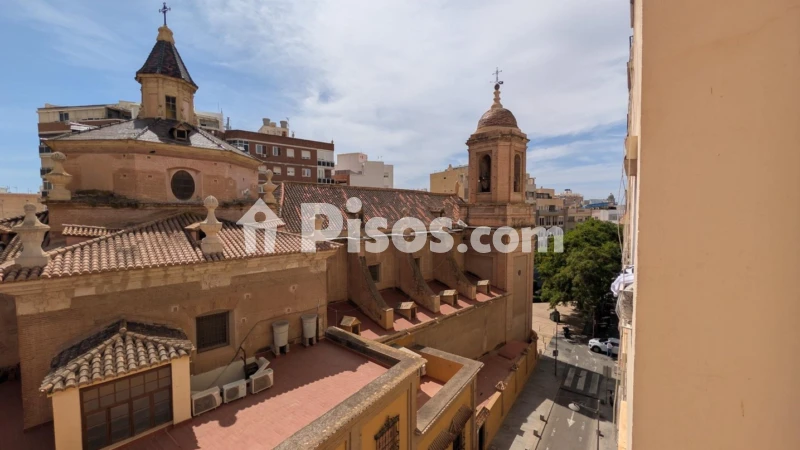 Fotografía del inmueble reportado: 1.100 €/mes — Almería, Almería