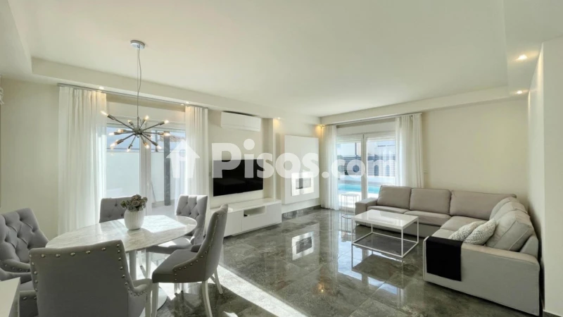 Fotografía del inmueble reportado: 2.700 €/mes — Granada, Granada