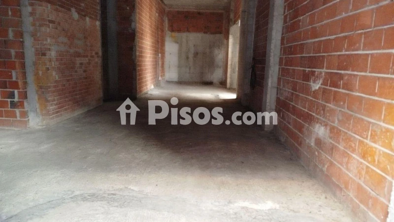 Local comercial en venta en Ensanche-Franciscanos