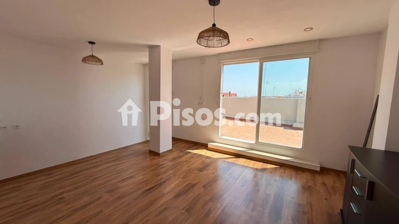 Fotografía del inmueble reportado: 1.800 €/mes — Valencia, Valencia