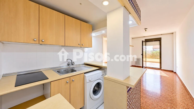 Fotografía del inmueble reportado: 700 €/mes — Granada, Granada