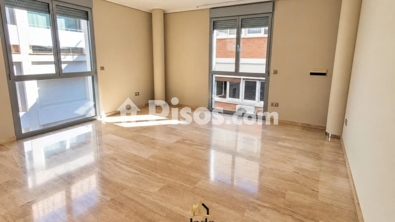 Fotografía del inmueble reportado: 900 €/mes — Córdoba, Córdoba