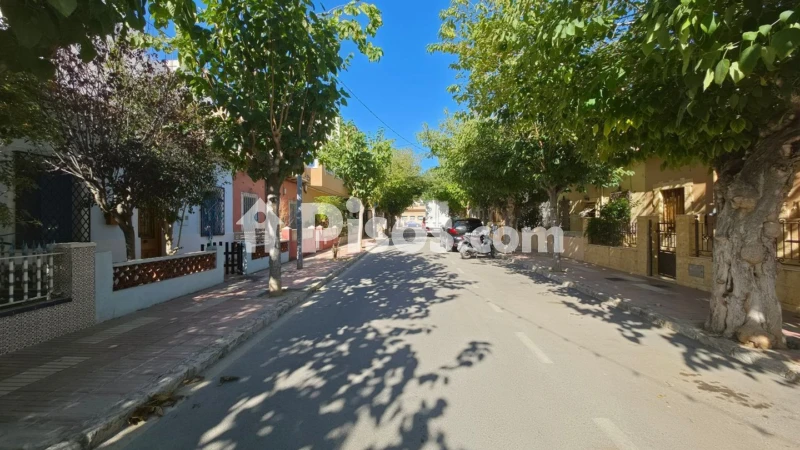 Casa – el Campello, el Trajo, Urbanització L'Almadrava