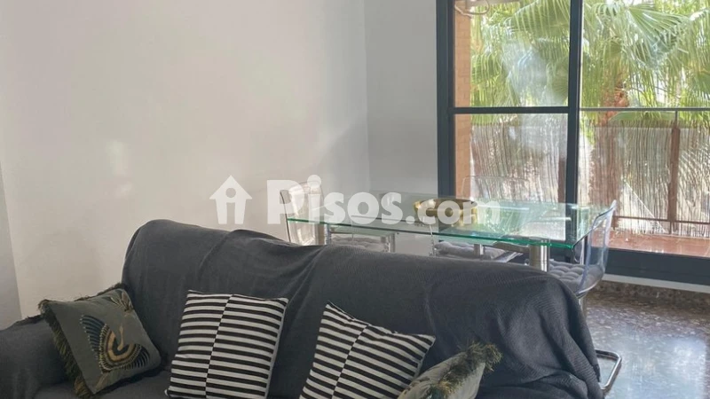 Fotografía del inmueble reportado: 900 €/mes — Valencia, Valencia