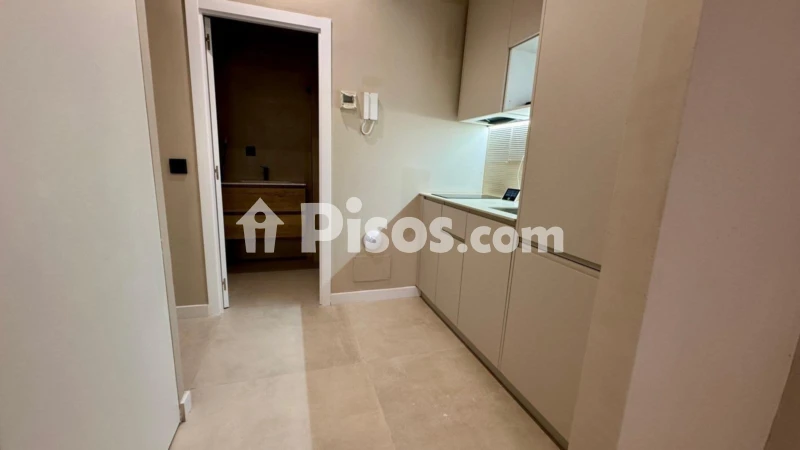 Fotografía del inmueble reportado: 870 €/mes — Barcelona, Barcelona
