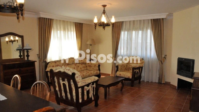 Fotografía del inmueble reportado: 1.200 €/mes — Segovia, Segovia
