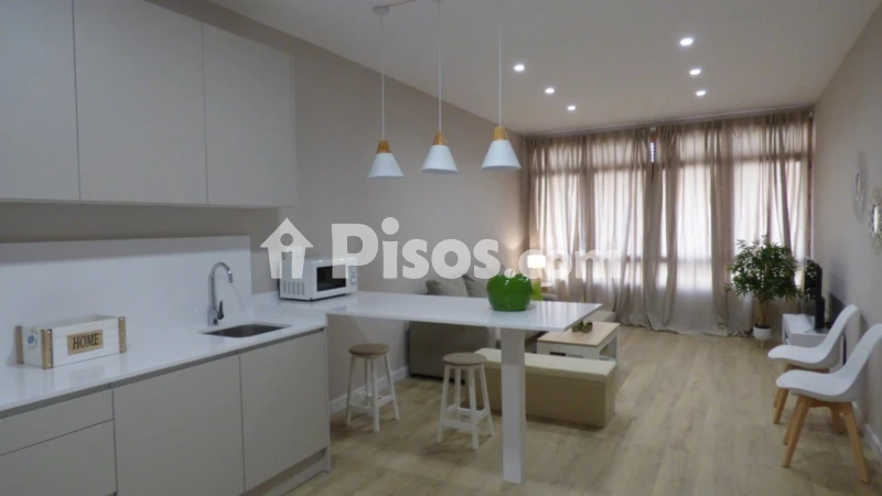 Fotografía del inmueble reportado: 750 €/mes — Almería, Almería