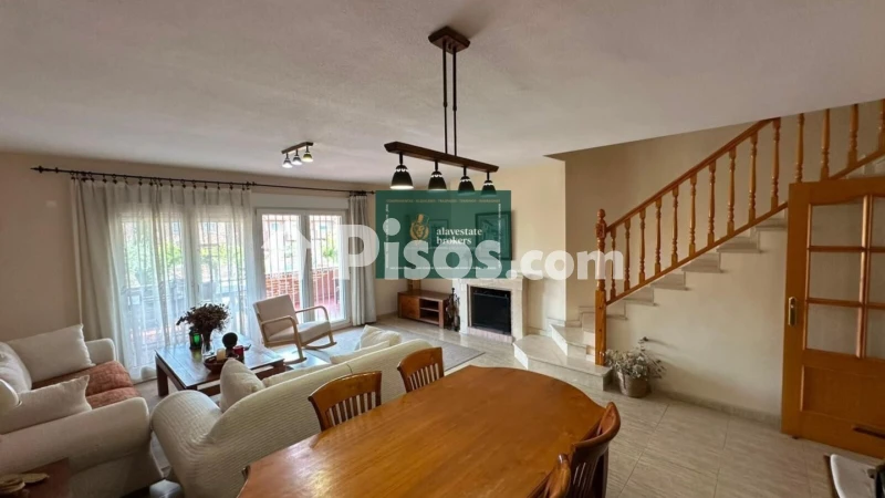 Casa adosada en venta en Divina Pastora