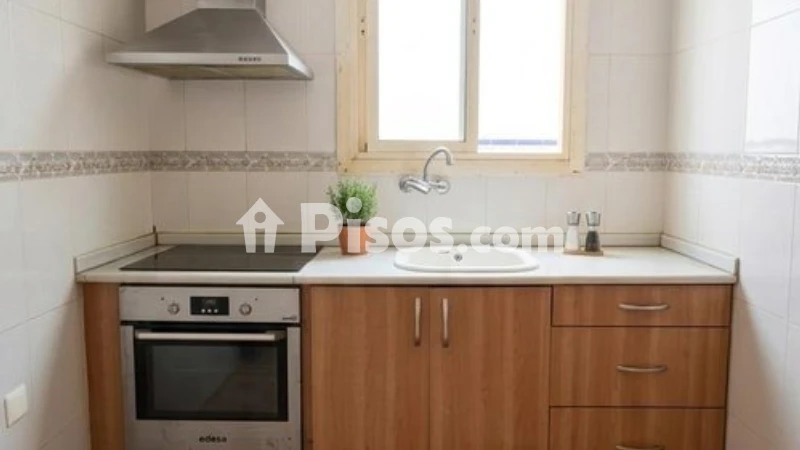 Fotografía del inmueble reportado: 650 €/mes — Valencia, Valencia