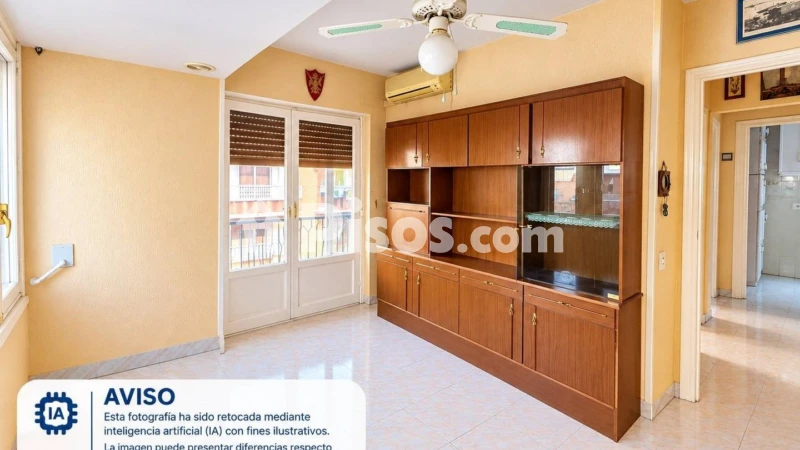 Piso en venta en Carolinas Bajas