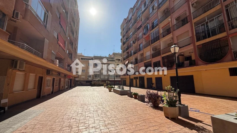 Apartamento en venta en Calle de la Loma, cerca de Calle San Pascual