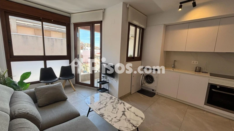 Piso en venta en Playa de los Locos
