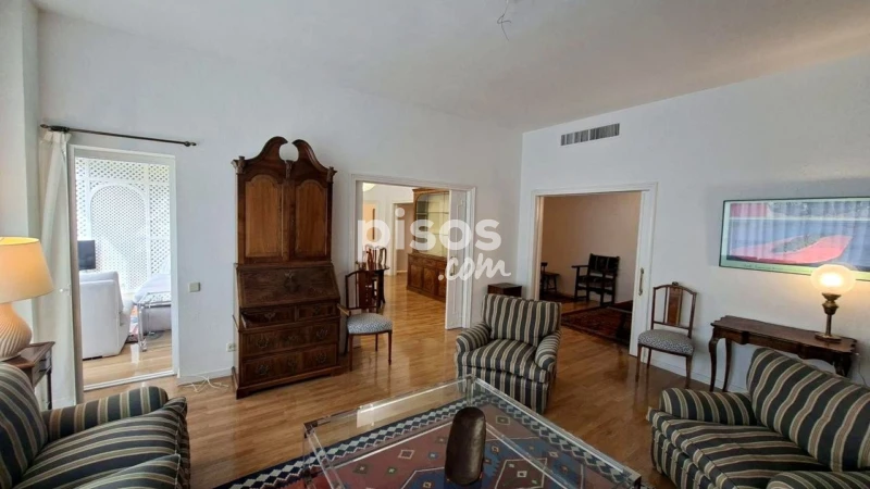 Piso en alquiler en Calle del Pintor Juan Gris