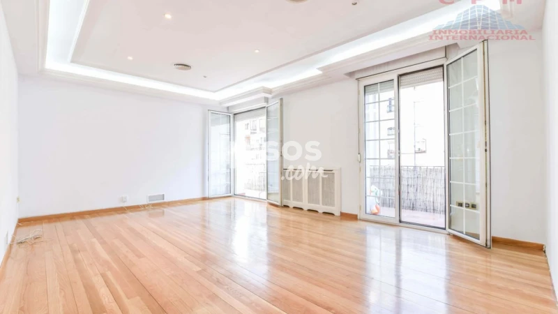 Piso en alquiler en Goya