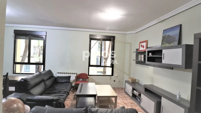 Piso en alquiler en Calle de Benito Gutiérrez