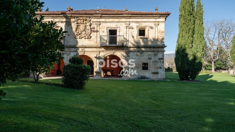 Casa en venta en Ontaneda, Corvera de Toranzo de 1.750.000 €