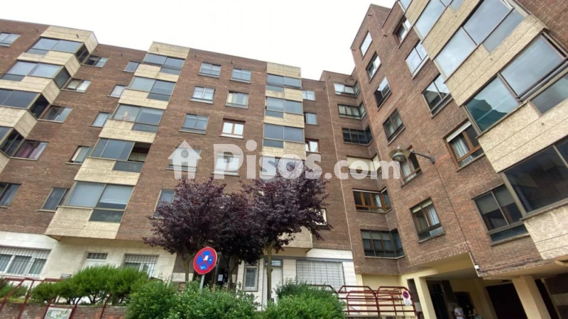 Fotografía del inmueble reportado: 850 €/mes — Burgos, Burgos