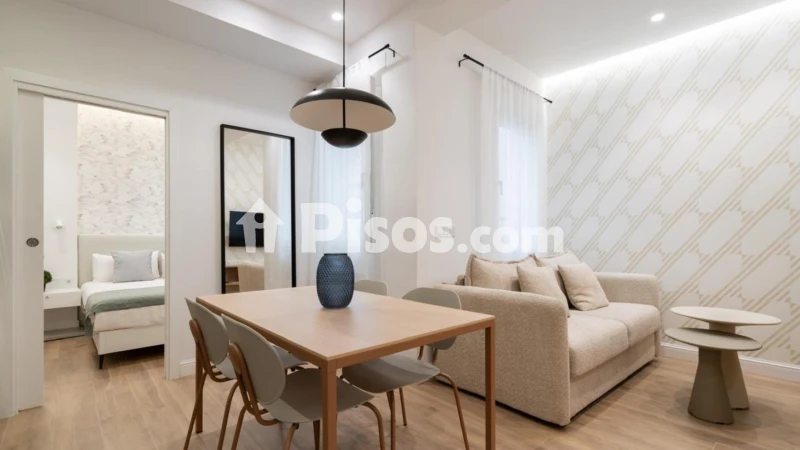 Piso en alquiler en Calle de Ibiza, cerca de Calle de Narváez