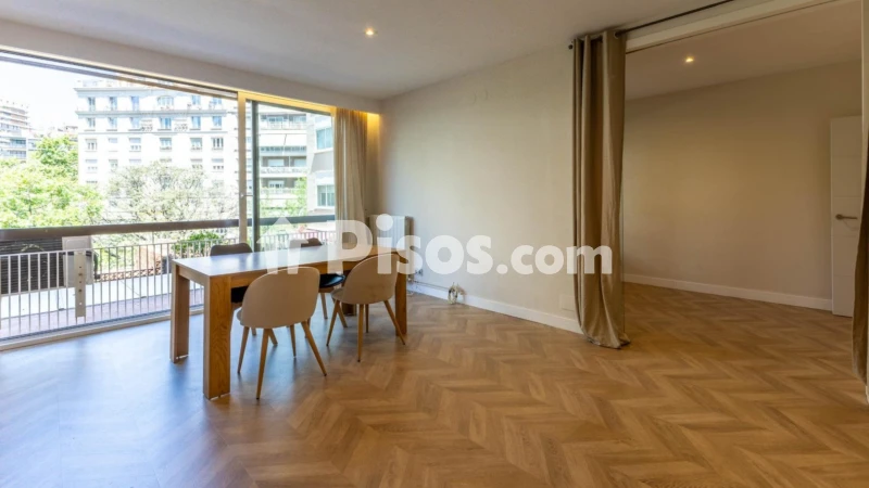 Piso en alquiler en Travessera de les Corts, cerca de Carrer del Taquígraf Garriga