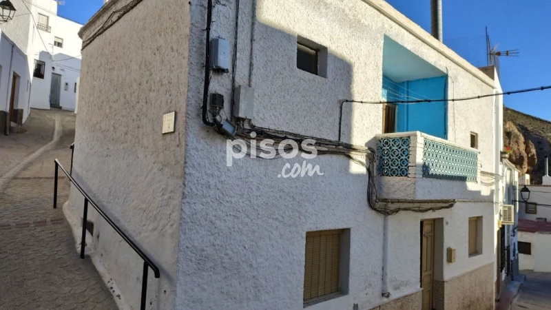 Casa rústica en venta en Calle del Barranco, 26, Alboloduy de 30.000 €