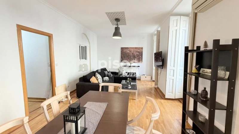 Piso en alquiler en Calle de Atocha, cerca de Calle del Doctor Drumen