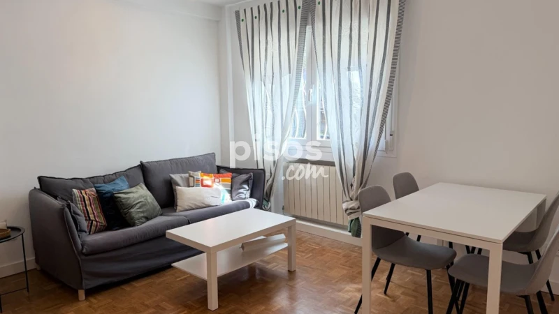 Apartamento en alquiler en Calle Colombia, cerca de Calle de Puerto Rico