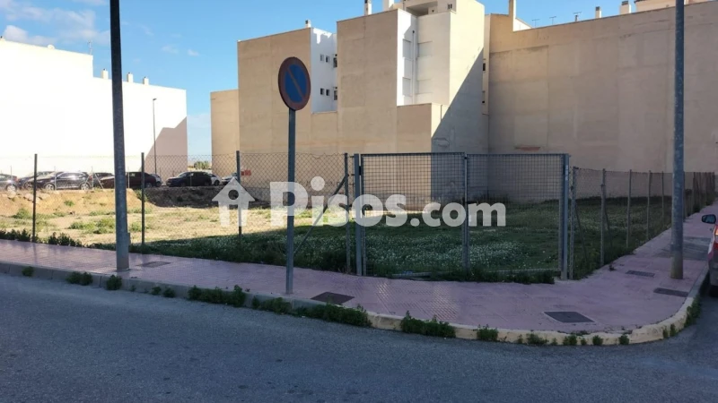 Terreno en venta en Calle Adolfo Cardona Pascual Esquina A C- Manuel Santacr