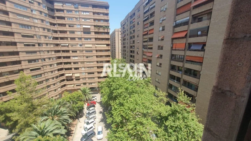 Piso en alquiler en Carrer de Bèlgica