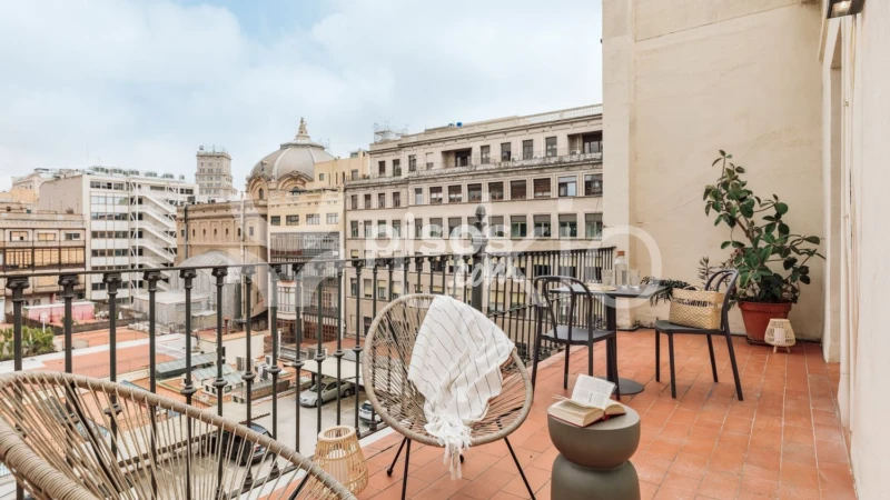 Piso en alquiler en Carrer de Balmes, cerca de Gran Via de les Corts Catalanes