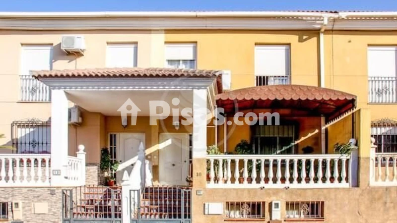 Chalet en venta en Avenida Avenida de Campillo del Rio en ...
